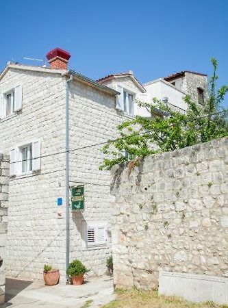 Apartments Ivomar Trogir Buitenkant foto