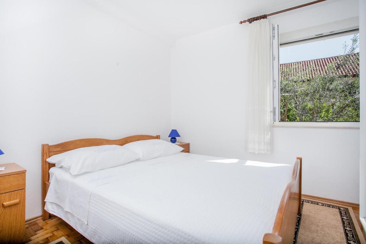 Apartments Ivomar Trogir Buitenkant foto